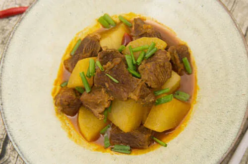 Beef Brisket Stew with Radish 