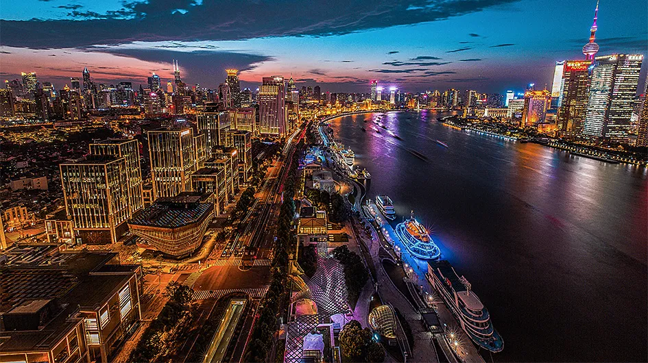 night view in Shanghai Huangpu River