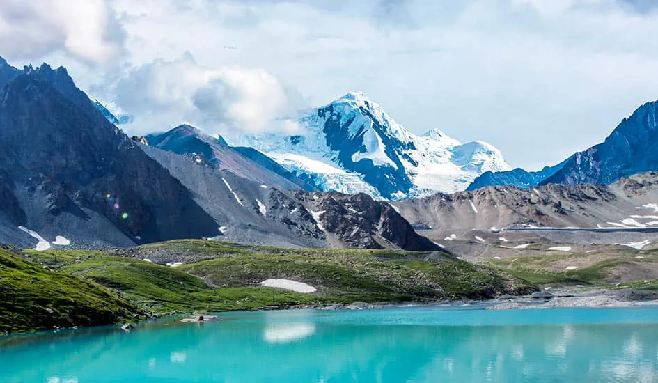 Xinjiang Heavenly Lake