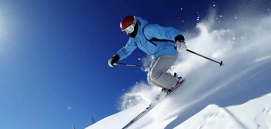 Go skiing in Xinjiang