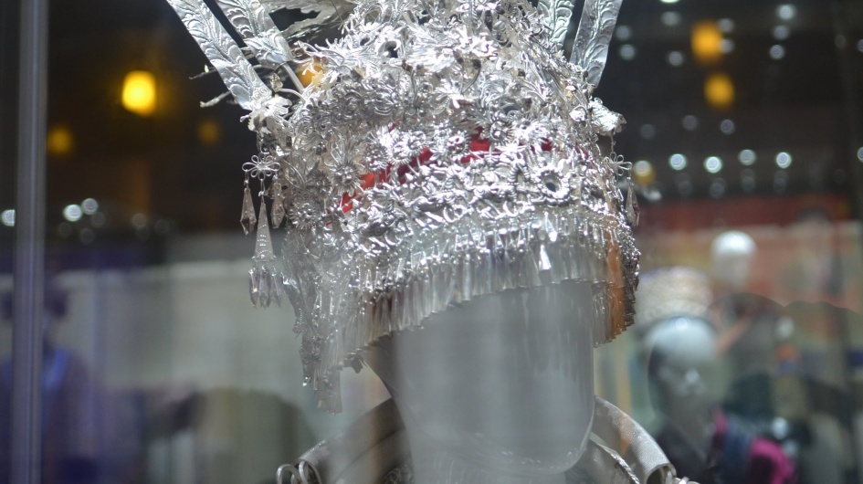 Elegant Miao silver jewelry