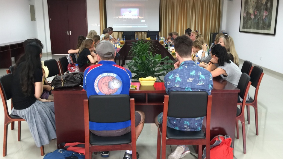 A gathering discussion